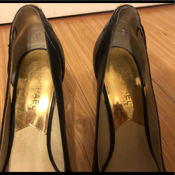 Michael Kors heels - Picture 3 of 9